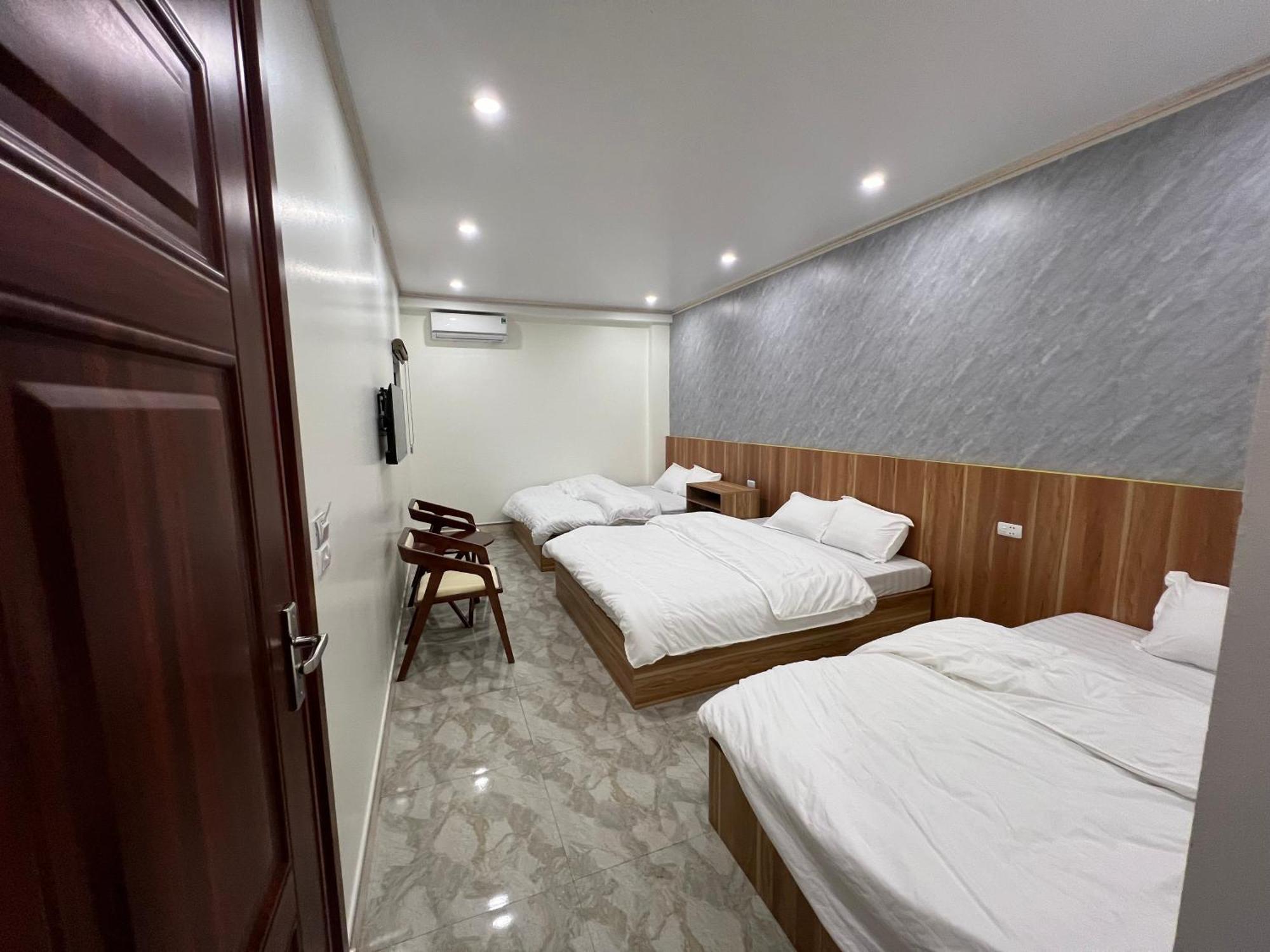Phu Dat Hotel Донг Ван Екстериор снимка