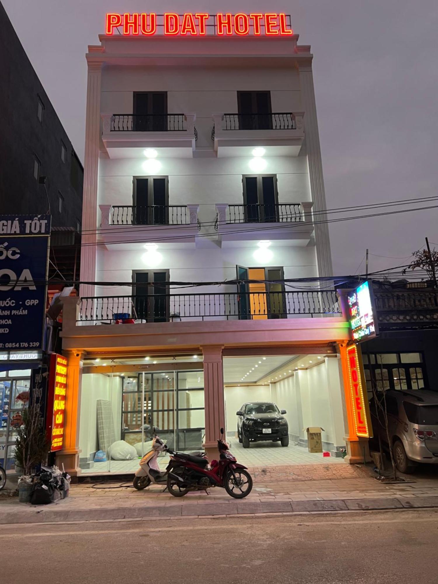 Phu Dat Hotel Донг Ван Екстериор снимка