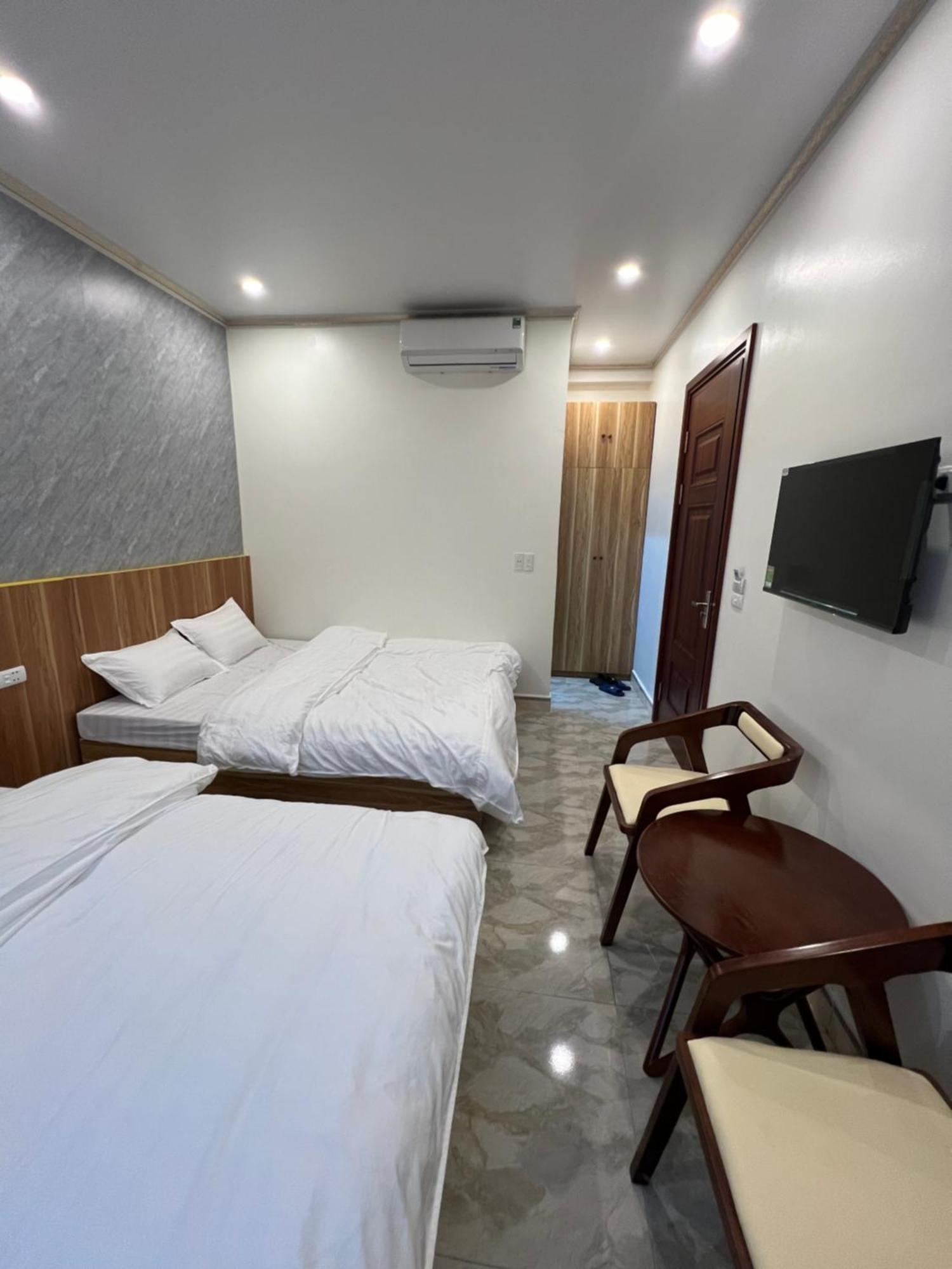 Phu Dat Hotel Донг Ван Екстериор снимка